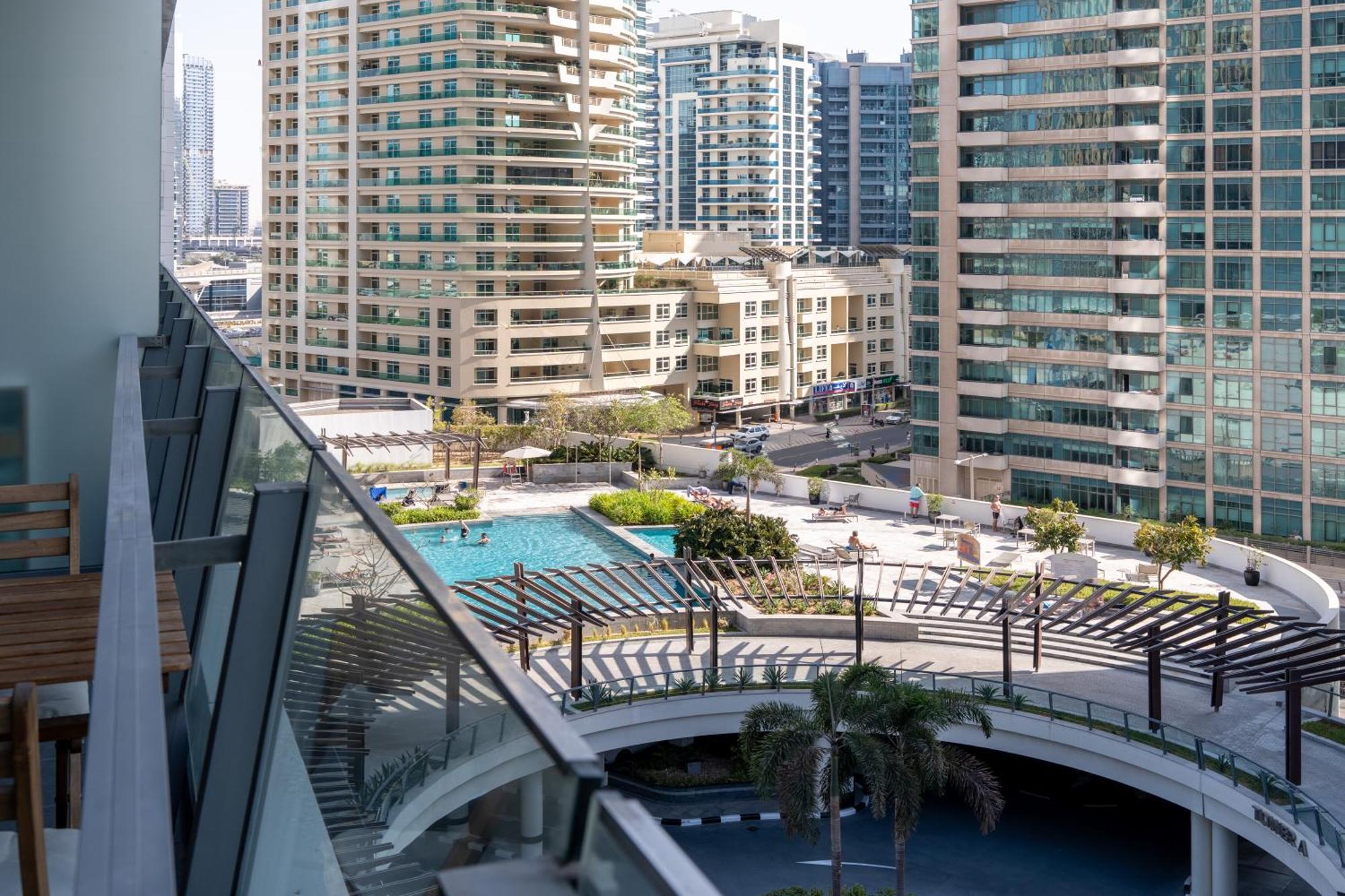 Silverene Towers - Home Of Choice ดูไบ ภายนอก รูปภาพ